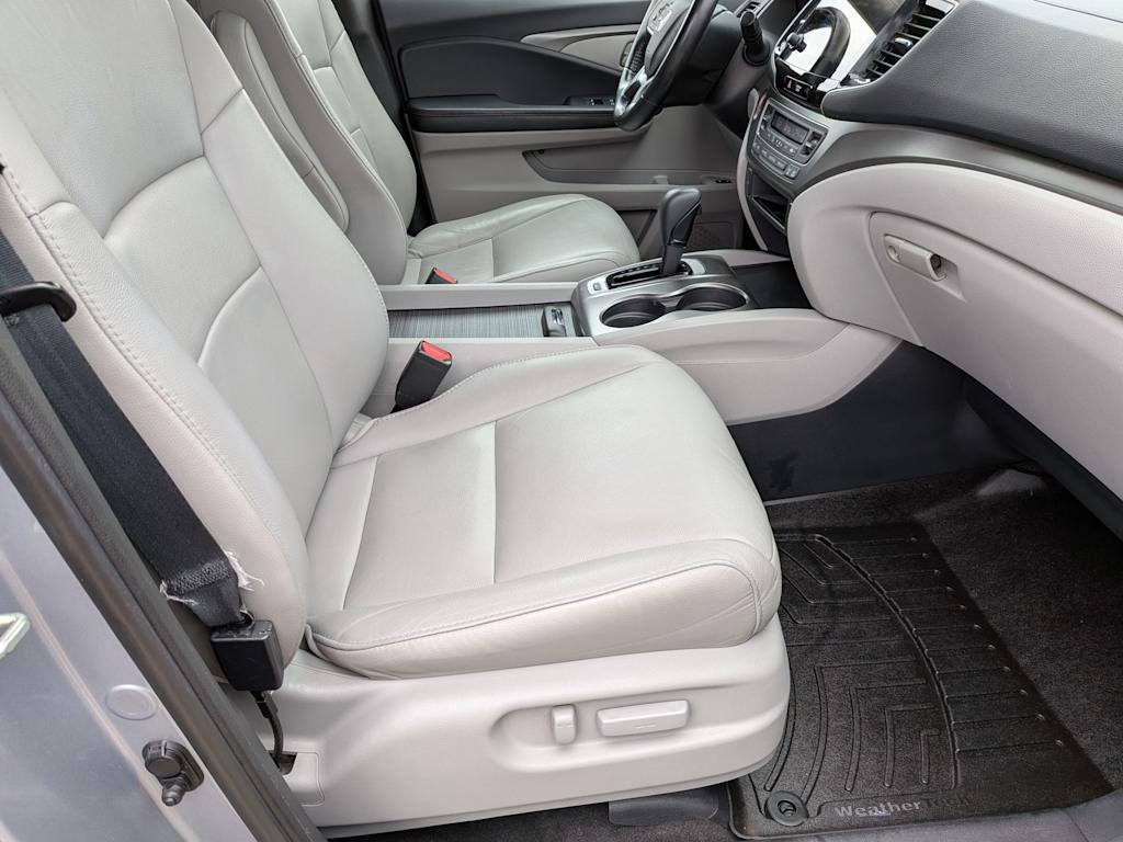Thumbnail: 2019 Honda Pilot - 29
