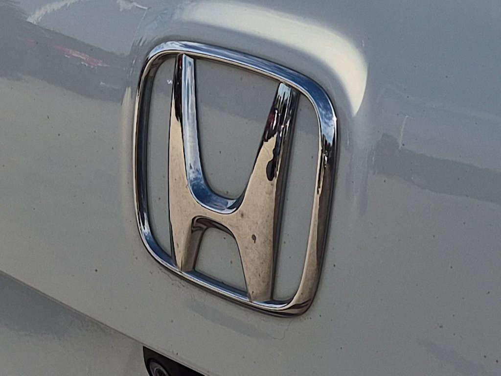 Thumbnail: 2017 Honda Pilot - 22