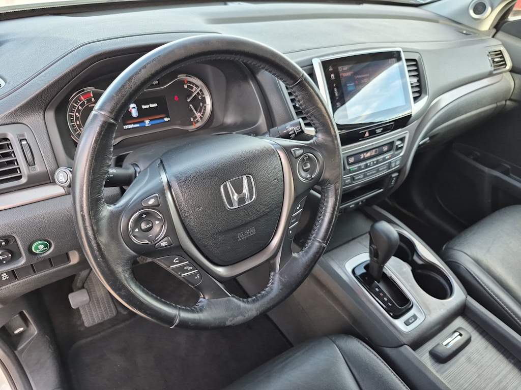 Thumbnail: 2017 Honda Pilot - 2