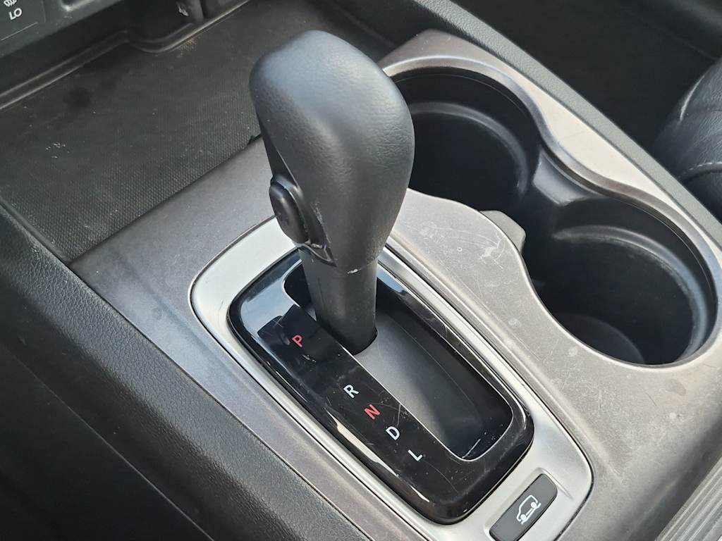 Thumbnail: 2017 Honda Pilot - 30