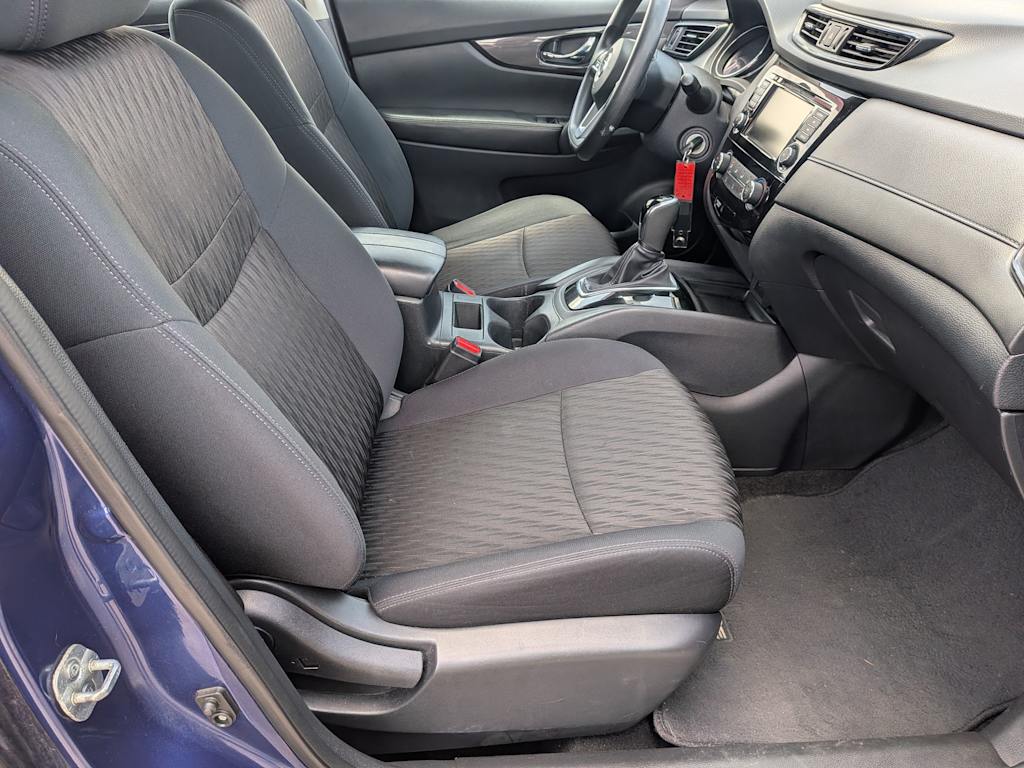 Thumbnail: 2018 Nissan Rogue - 10