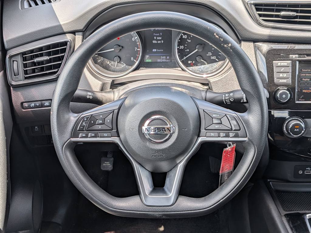 Thumbnail: 2018 Nissan Rogue - 13