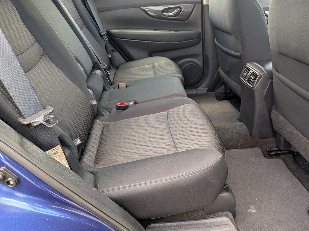 Thumbnail: 2018 Nissan Rogue - 26