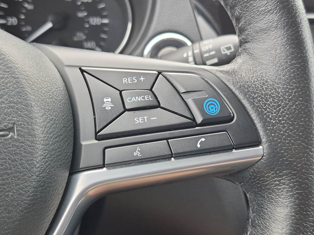 Thumbnail: 2019 Nissan Rogue - 32