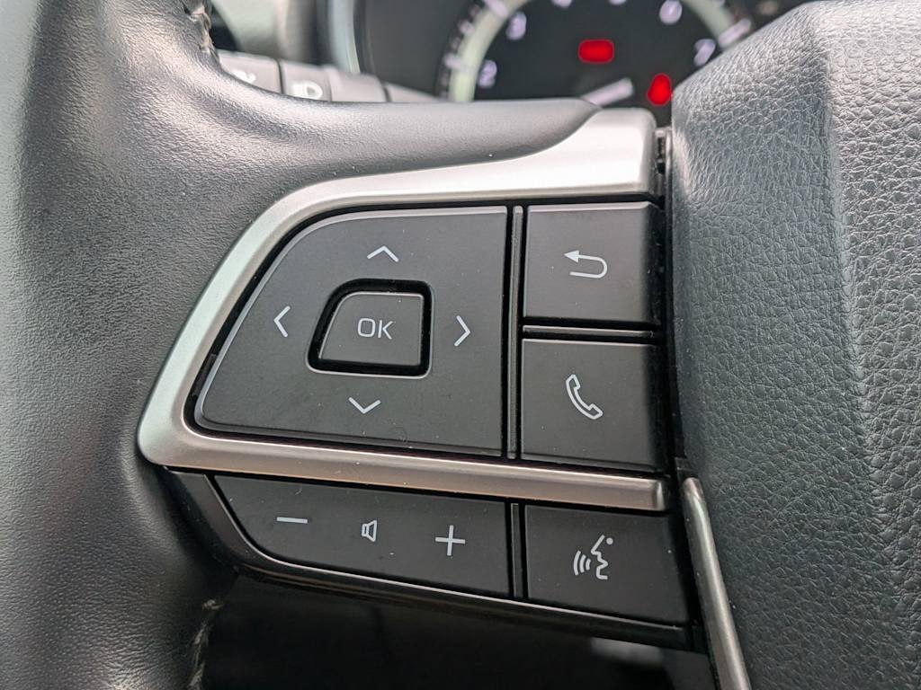 Thumbnail: 2022 Toyota Highlander - 31