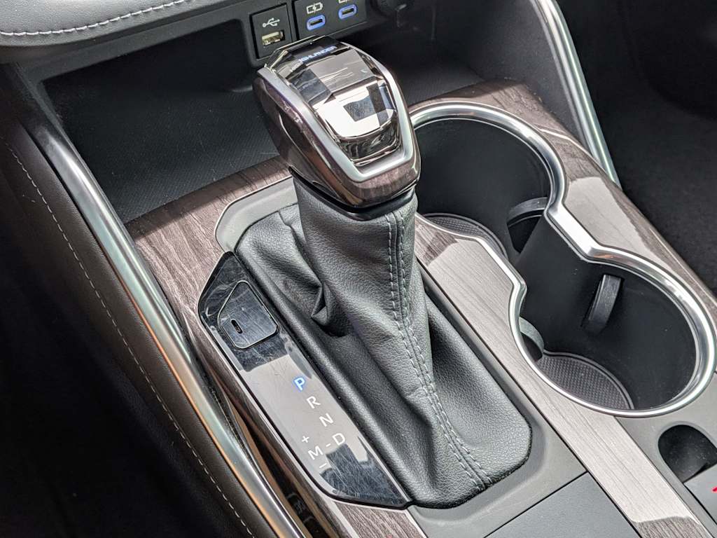 Thumbnail: 2022 Toyota Highlander - 35