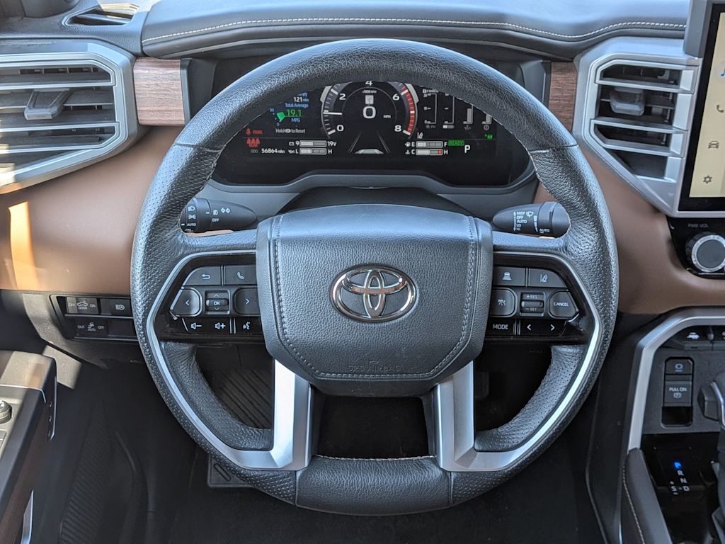 Thumbnail: 2023 Toyota Tundra - 9