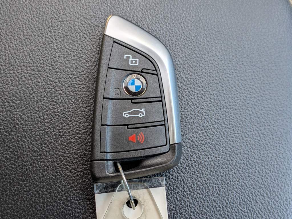 Thumbnail: 2024 BMW X4 - 17