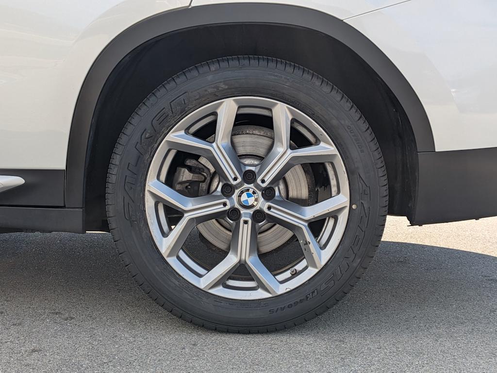 Thumbnail: 2024 BMW X4 - 8