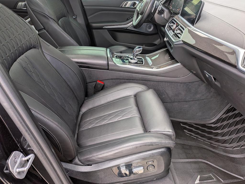 Thumbnail: 2023 BMW X5 - 11