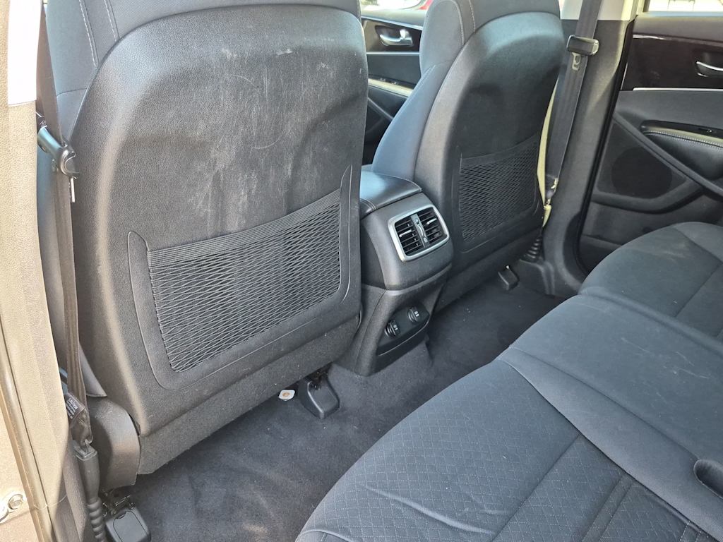 Thumbnail: 2016 Kia Sorento - 12