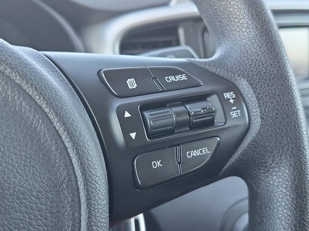 Thumbnail: 2016 Kia Sorento - 29