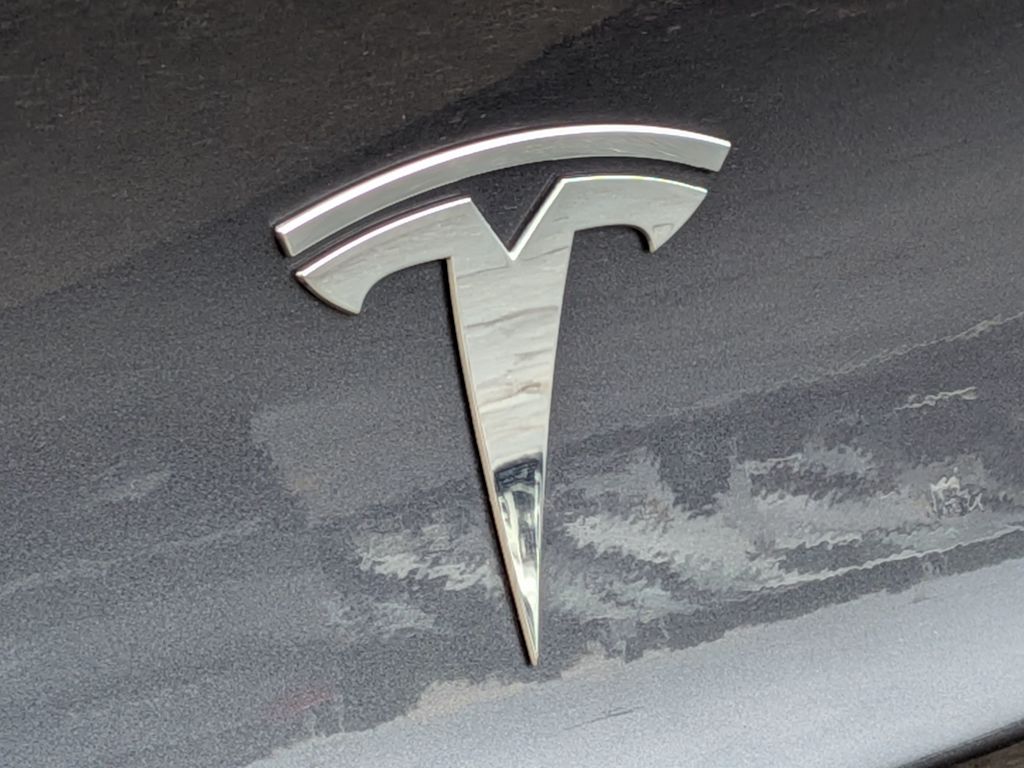 Thumbnail: 2023 Tesla Model 3 - 6