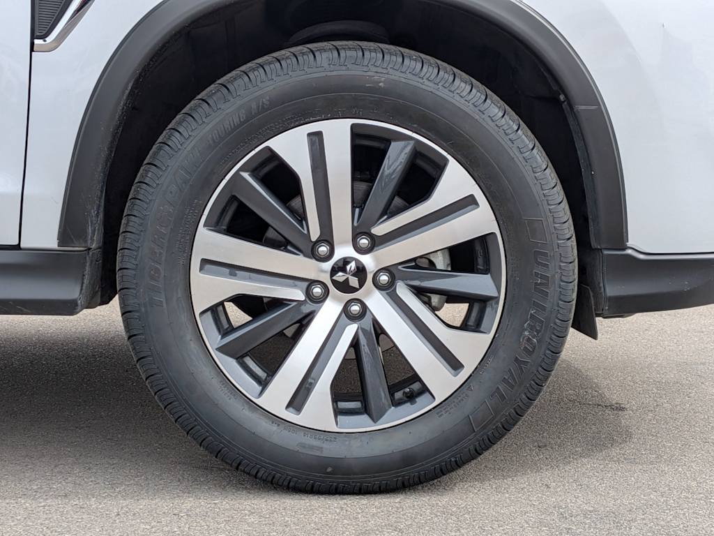 Thumbnail: 2024 Mitsubishi Outlander Sport - 6