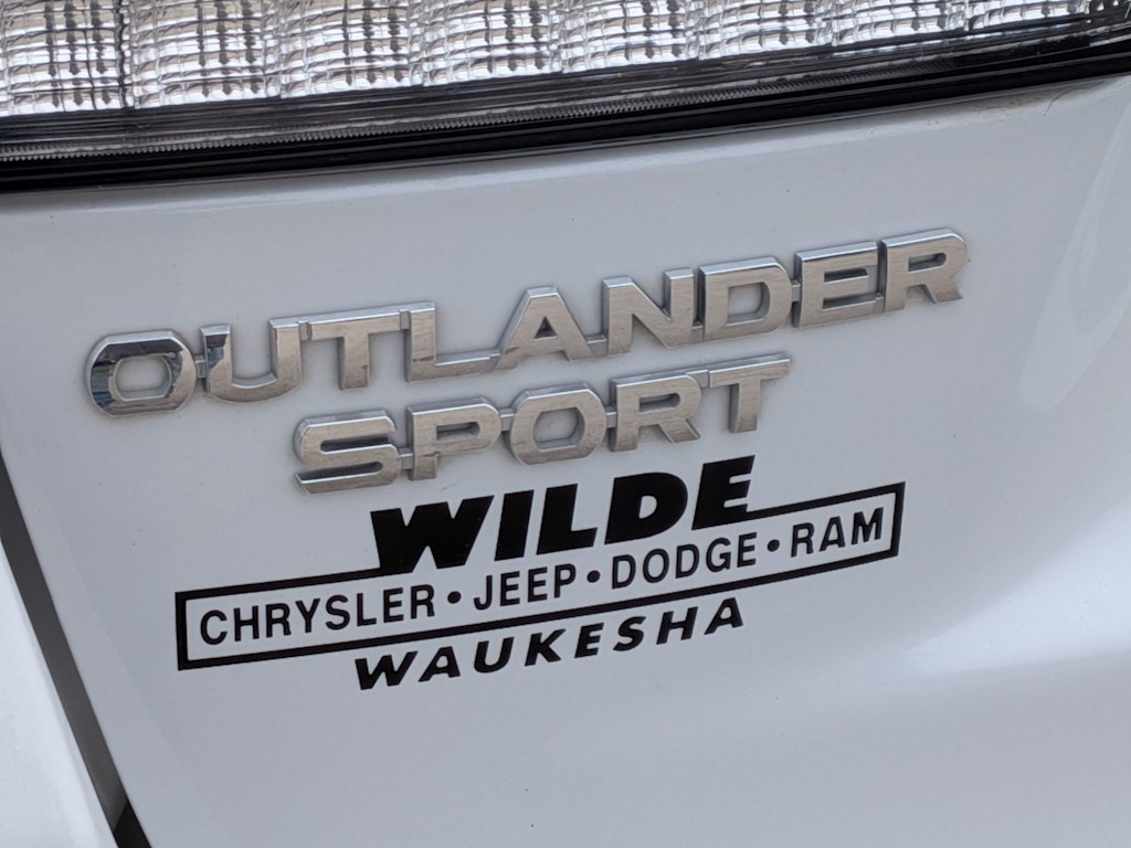 Thumbnail: 2024 Mitsubishi Outlander Sport - 5
