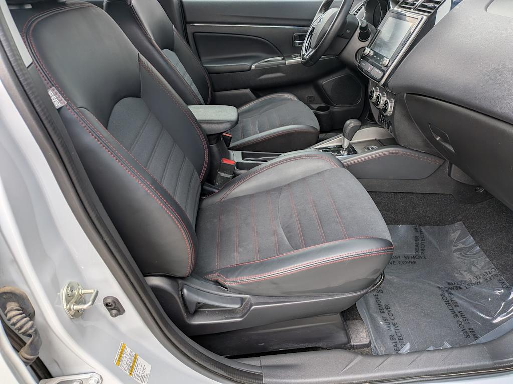 Thumbnail: 2024 Mitsubishi Outlander Sport - 9