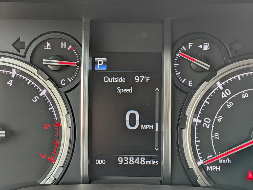 Thumbnail: 2020 Toyota 4Runner - 16