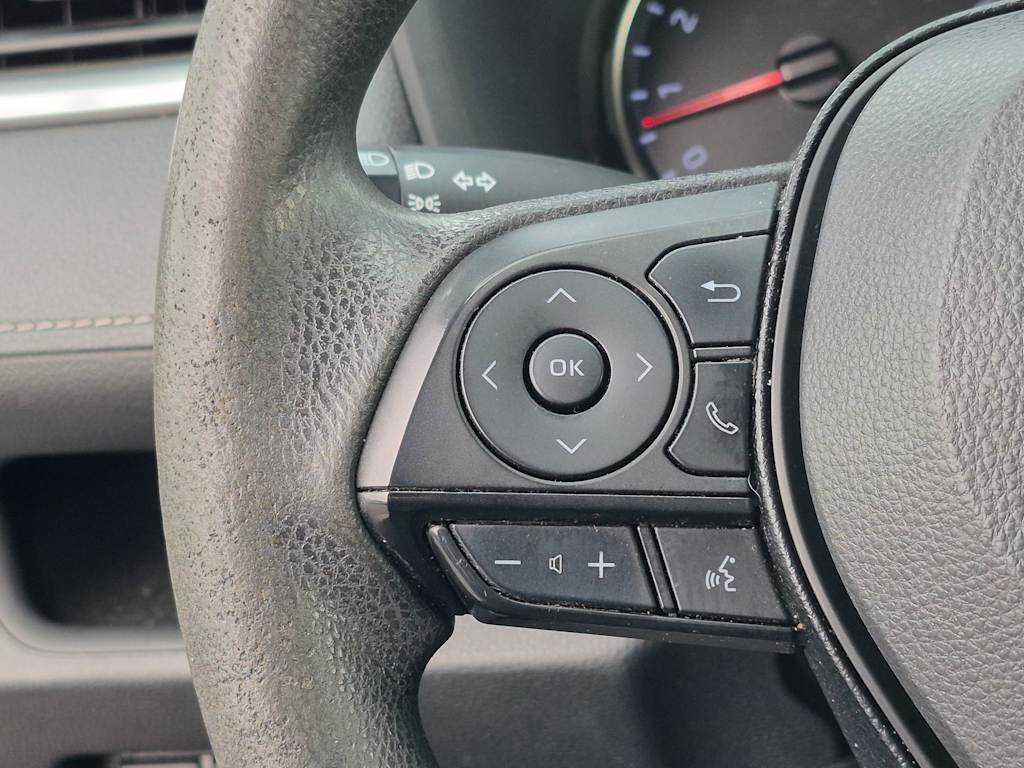 Thumbnail: 2020 Toyota RAV4 - 23
