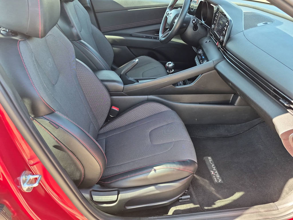 Thumbnail: 2021 Hyundai Elantra - 10