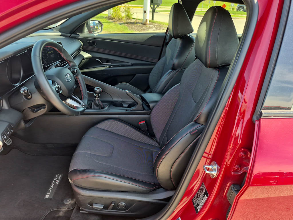 Thumbnail: 2021 Hyundai Elantra - 9