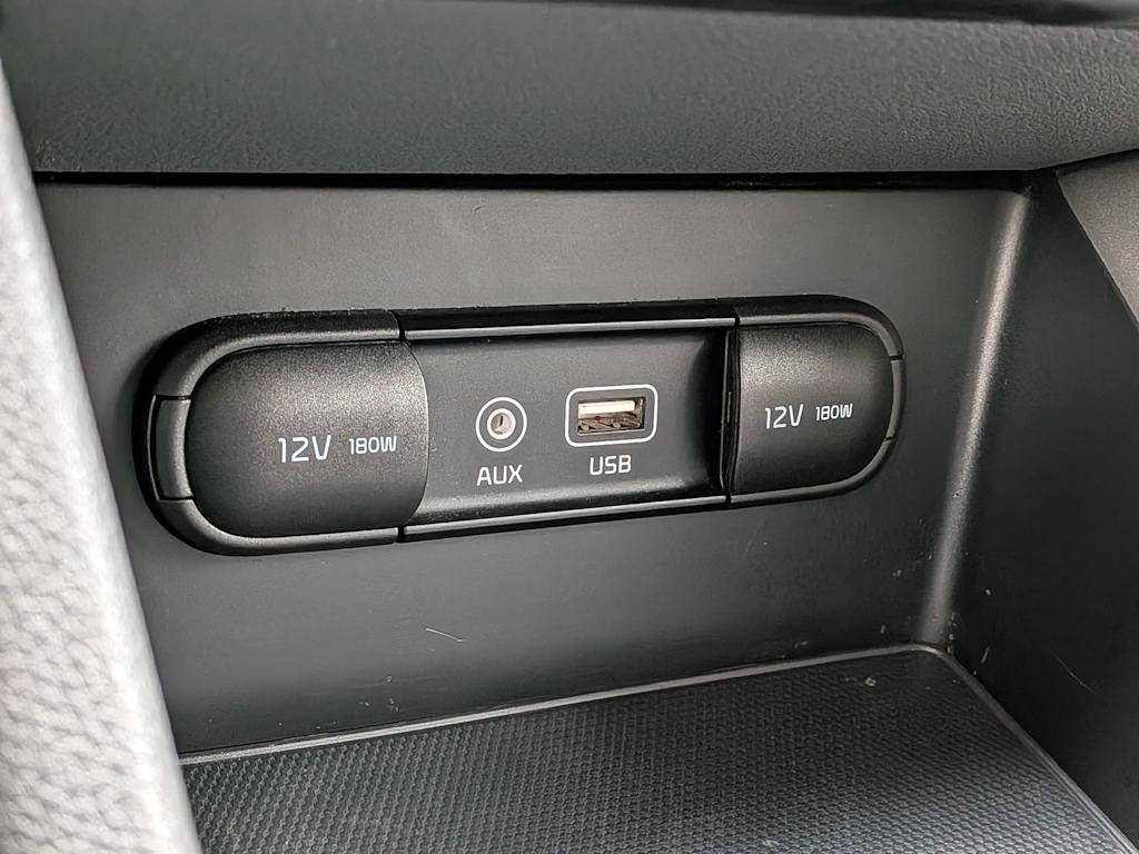 Thumbnail: 2018 Kia Niro - 30