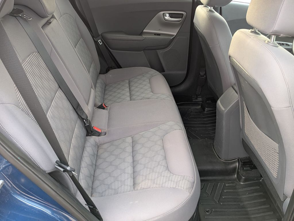 Thumbnail: 2018 Kia Niro - 24