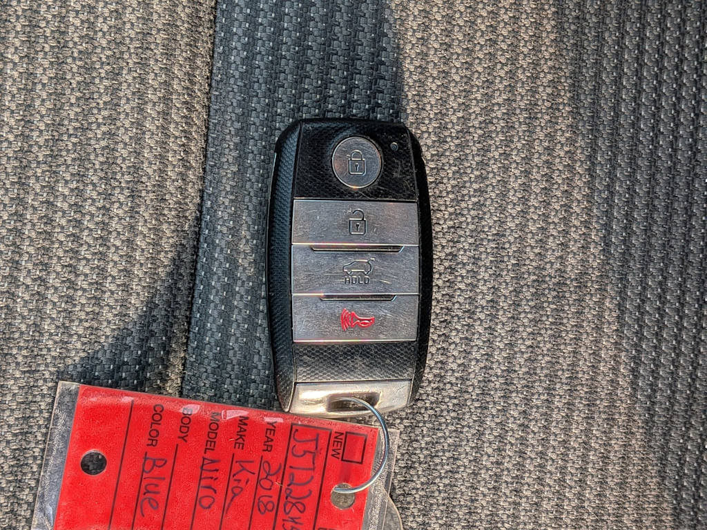 Thumbnail: 2018 Kia Niro - 16