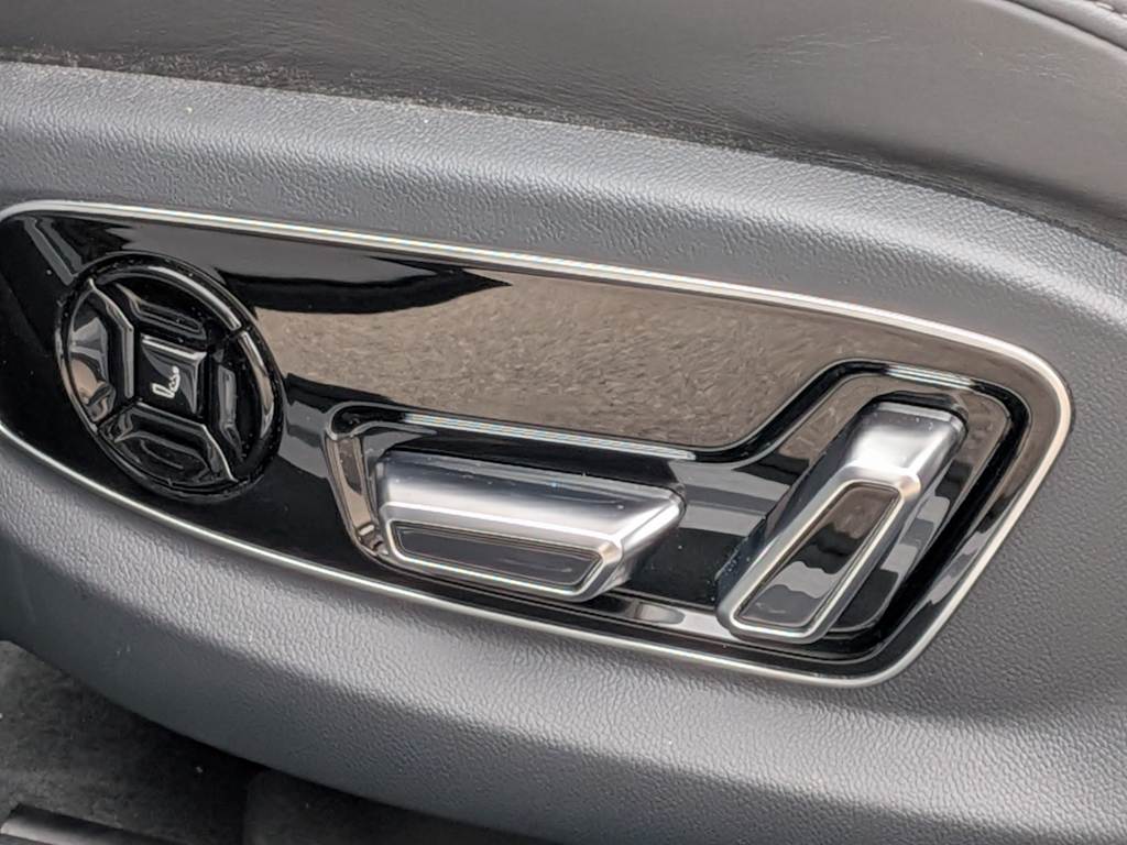 Thumbnail: 2021 Audi A8 - 26