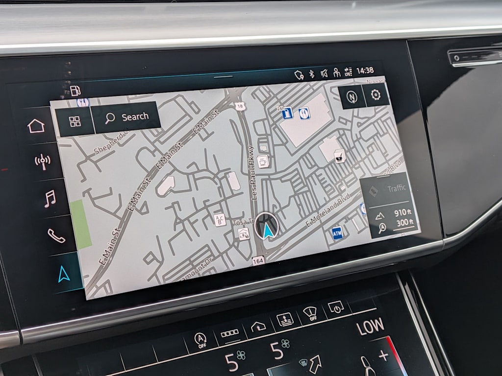 Thumbnail: 2021 Audi A8 - 32