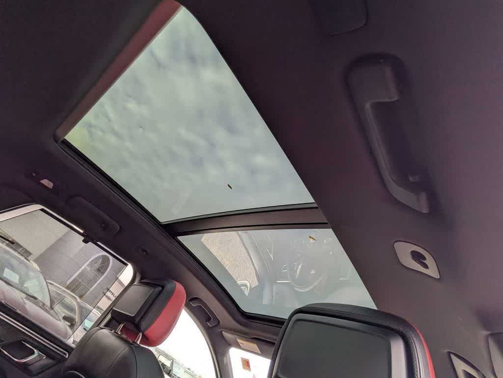 Thumbnail: 2021 Porsche Macan - 28