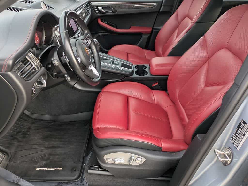 Thumbnail: 2021 Porsche Macan - 9