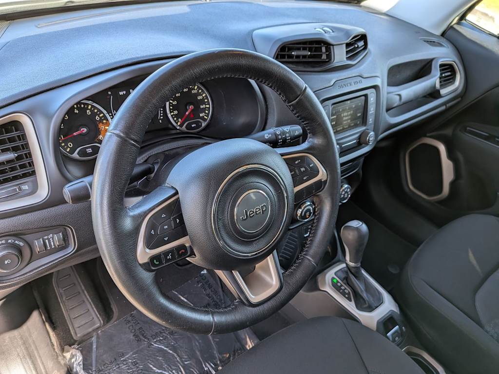 Thumbnail: 2017 Jeep Renegade - 2