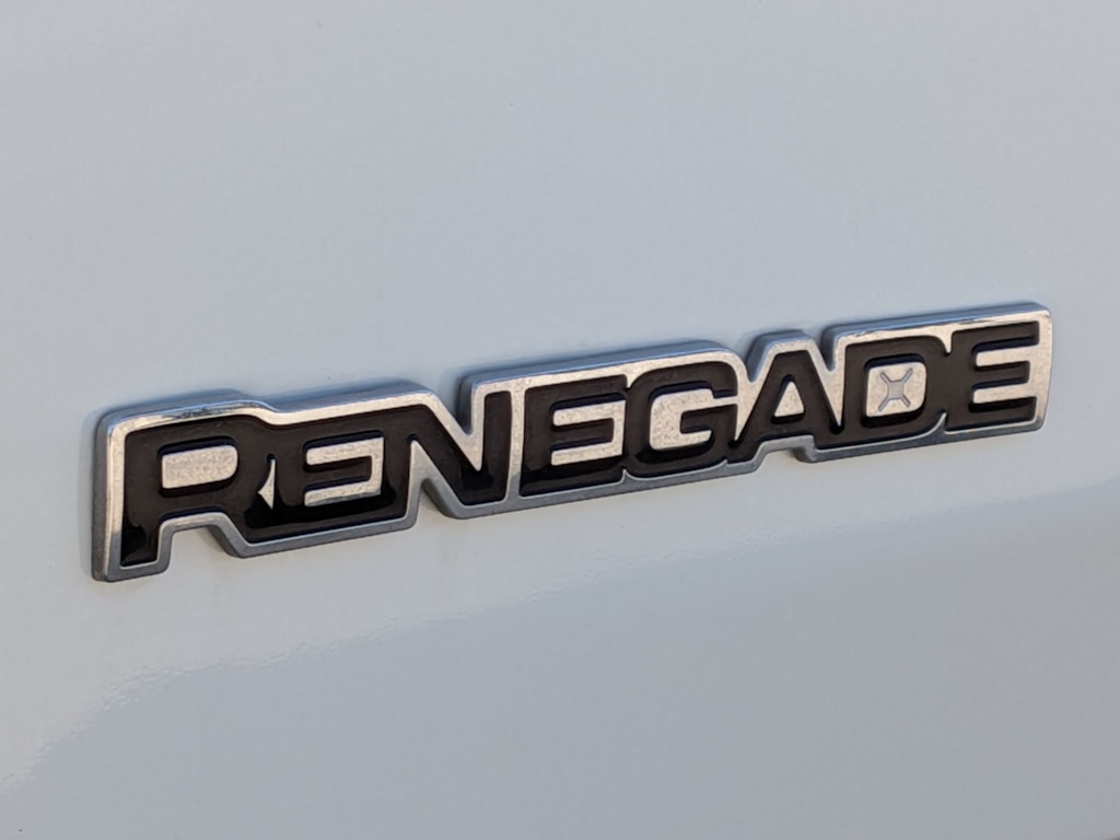 Thumbnail: 2017 Jeep Renegade - 6
