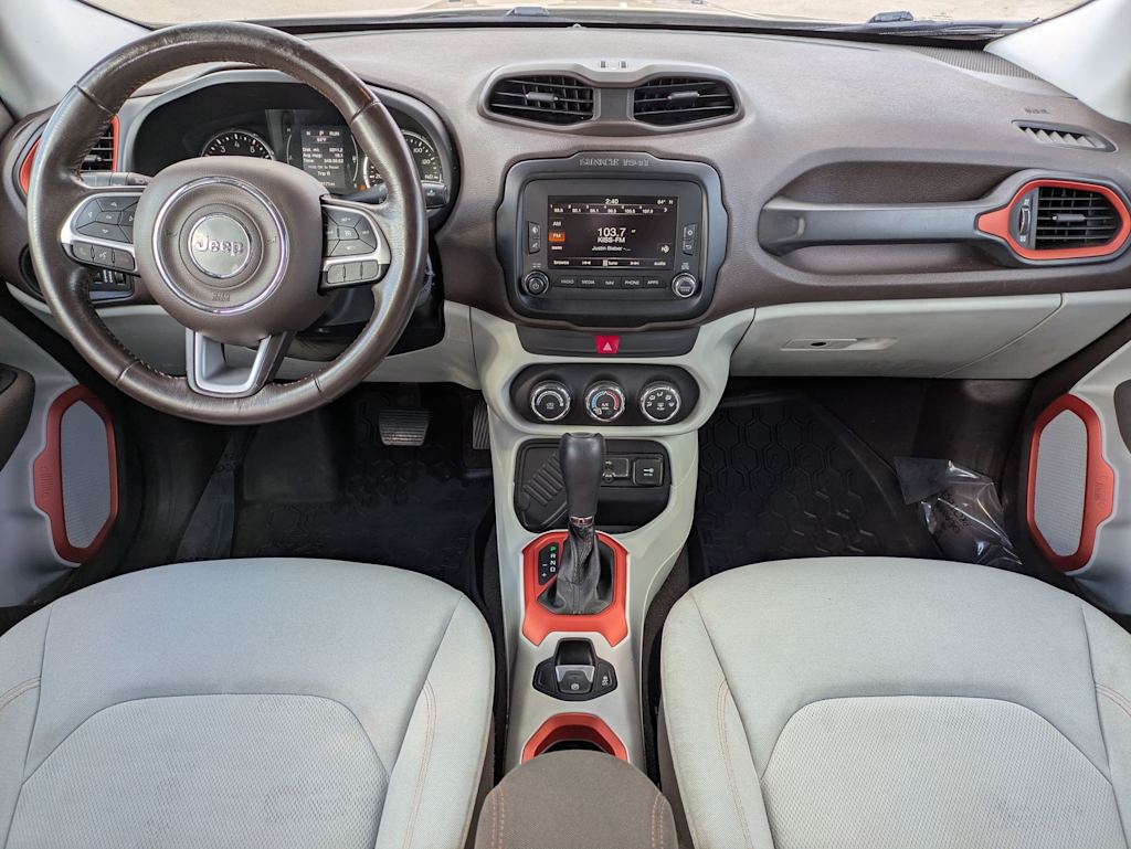 Thumbnail: 2016 Jeep Renegade - 7