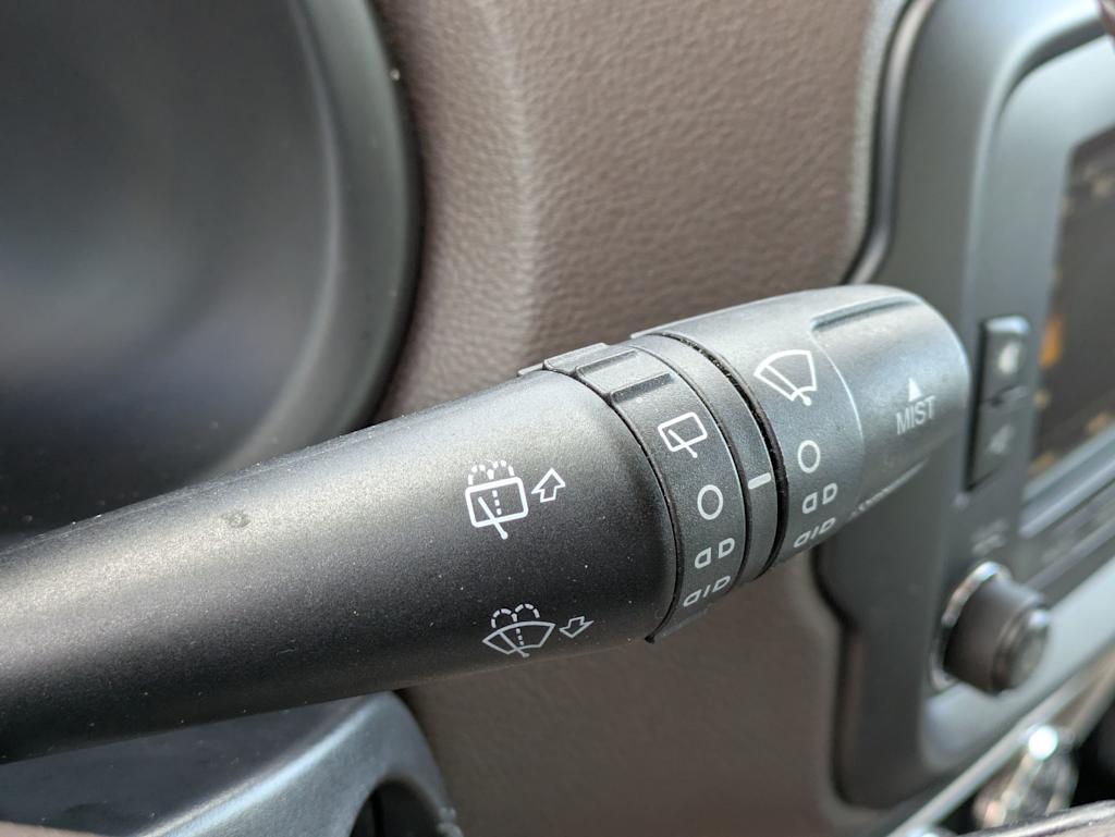 Thumbnail: 2016 Jeep Renegade - 26