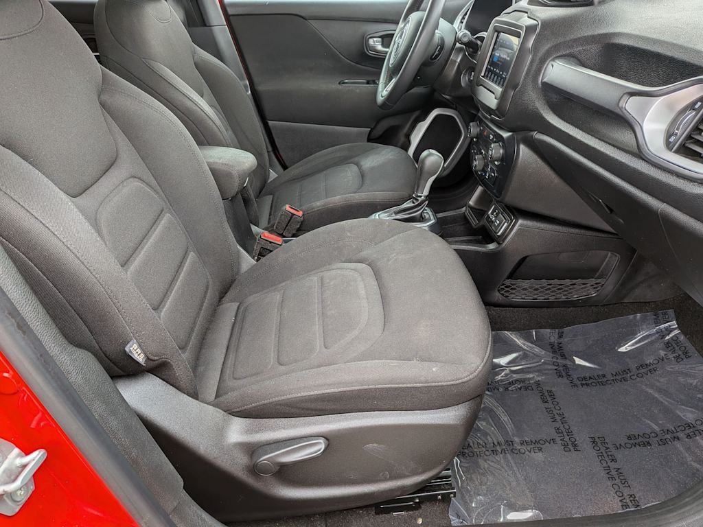 Thumbnail: 2020 Jeep Renegade - 10