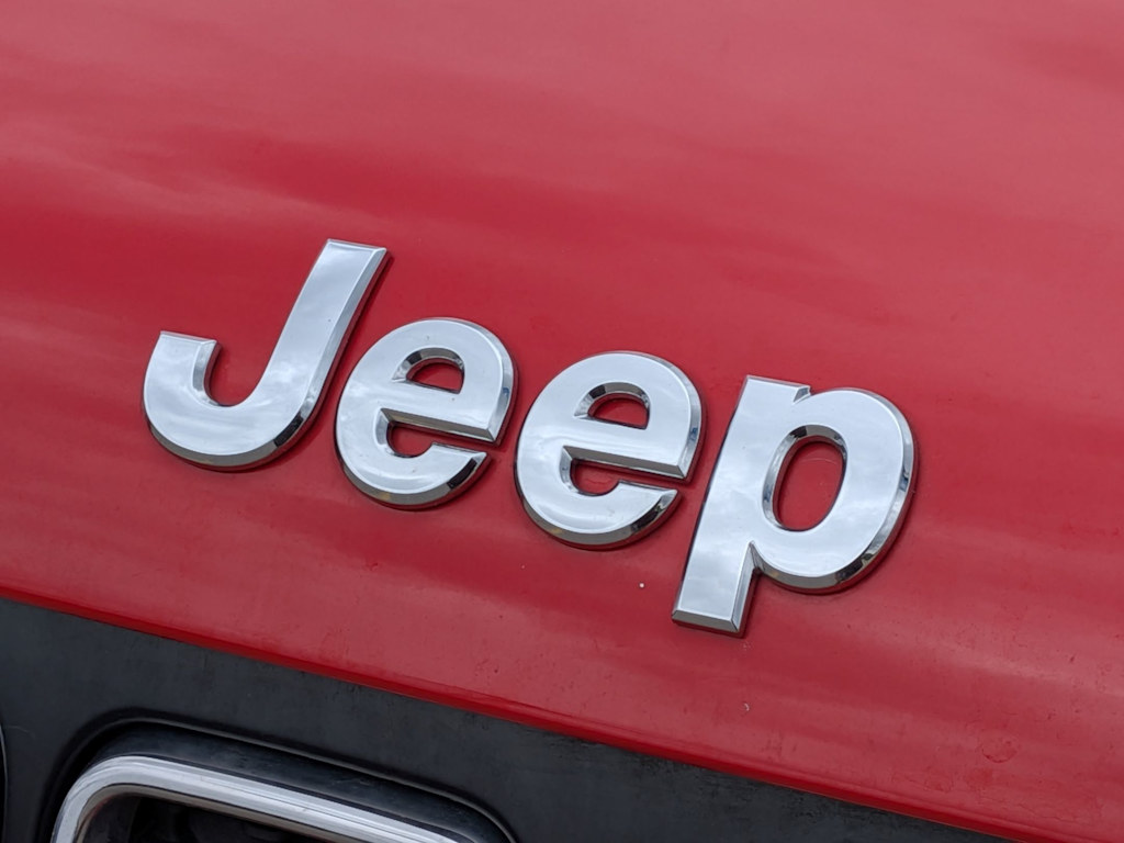 Thumbnail: 2020 Jeep Renegade - 24