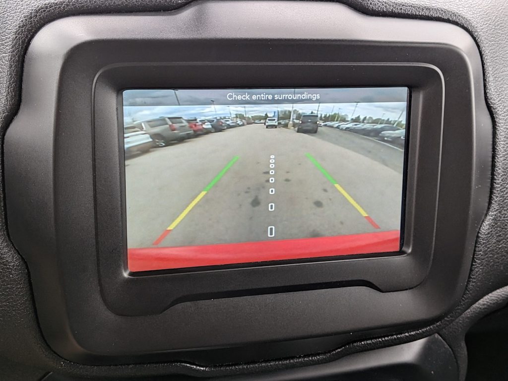 Thumbnail: 2020 Jeep Renegade - 31