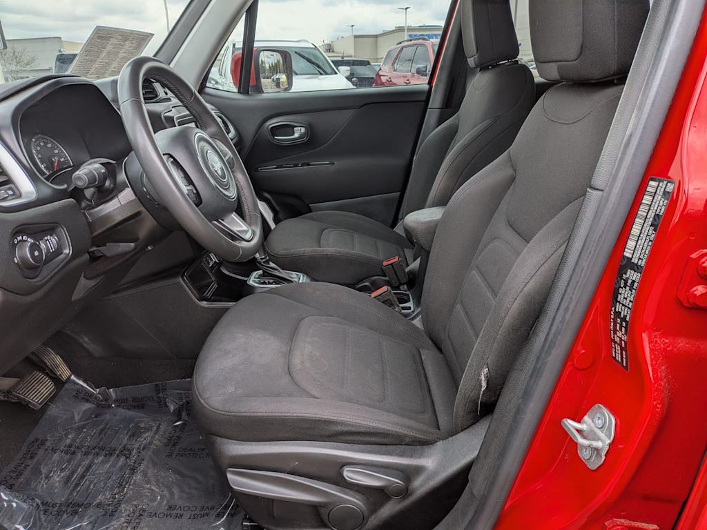 Thumbnail: 2020 Jeep Renegade - 9