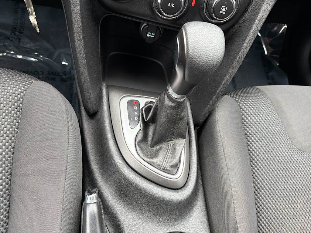 Thumbnail: 2016 Dodge Dart - 34
