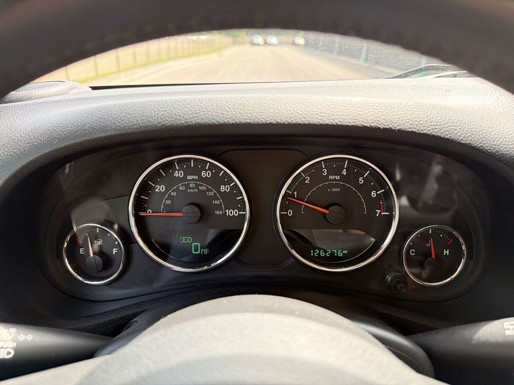 Thumbnail: 2017 Jeep Wrangler - 13