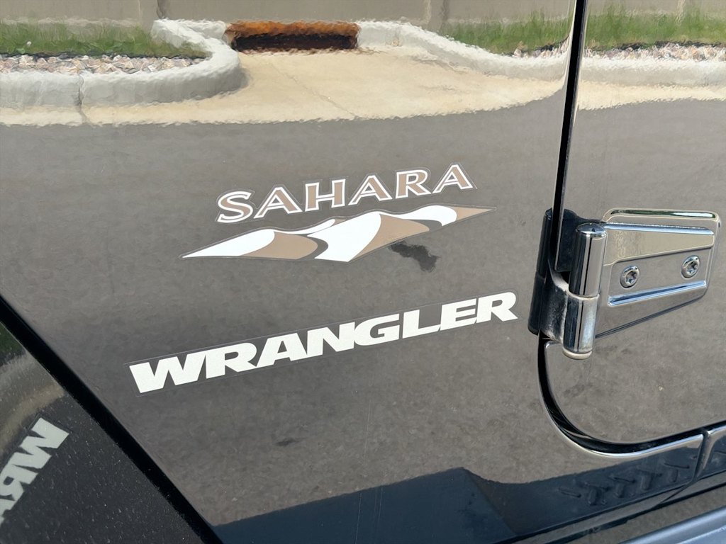 Thumbnail: 2017 Jeep Wrangler - 26