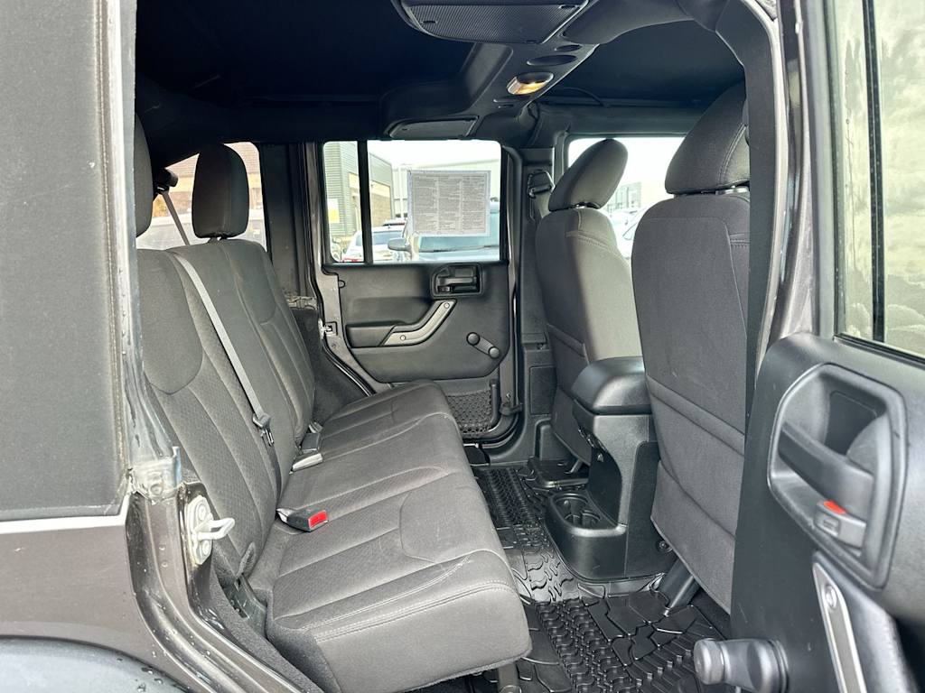 Thumbnail: 2017 Jeep Wrangler - 28