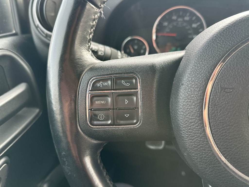 Thumbnail: 2017 Jeep Wrangler - 30