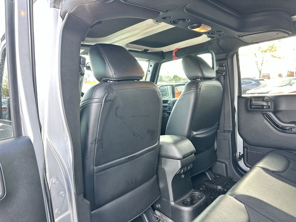 Thumbnail: 2017 Jeep Wrangler - 11