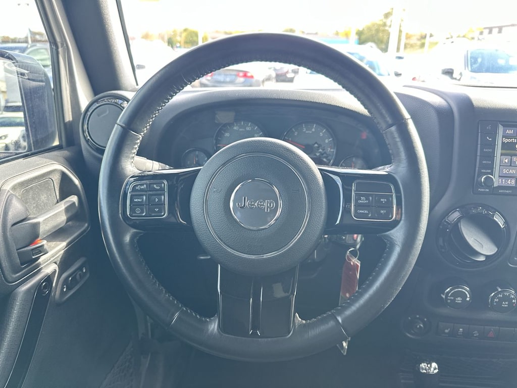 Thumbnail: 2017 Jeep Wrangler - 9