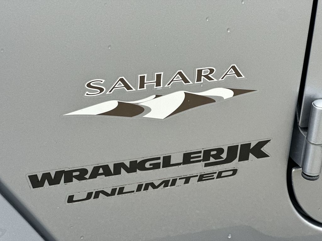 2018 Jeep Wrangler Unlimited Sahara 18