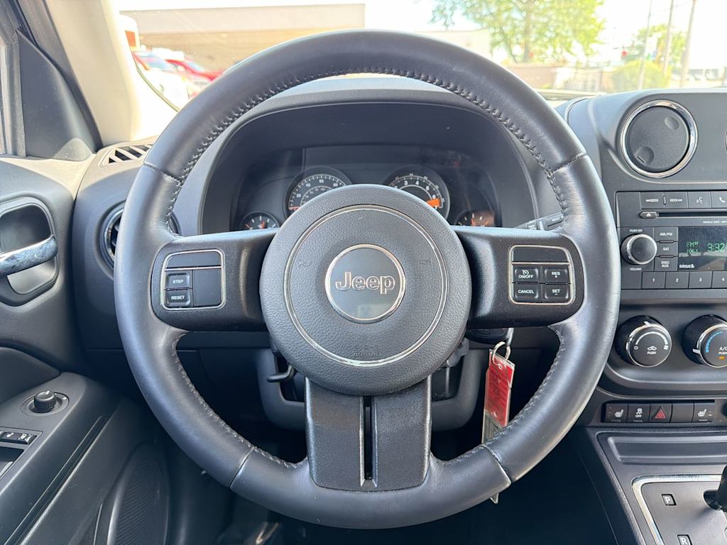 Thumbnail: 2017 Jeep Patriot - 9