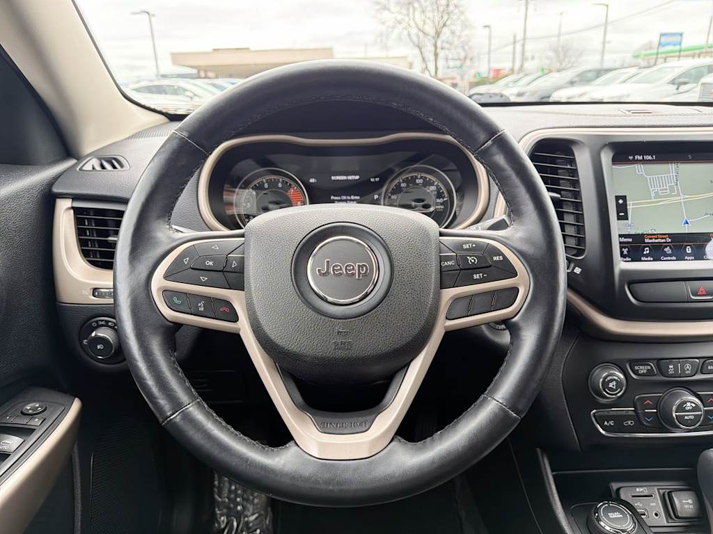 Thumbnail: 2017 Jeep Cherokee - 9