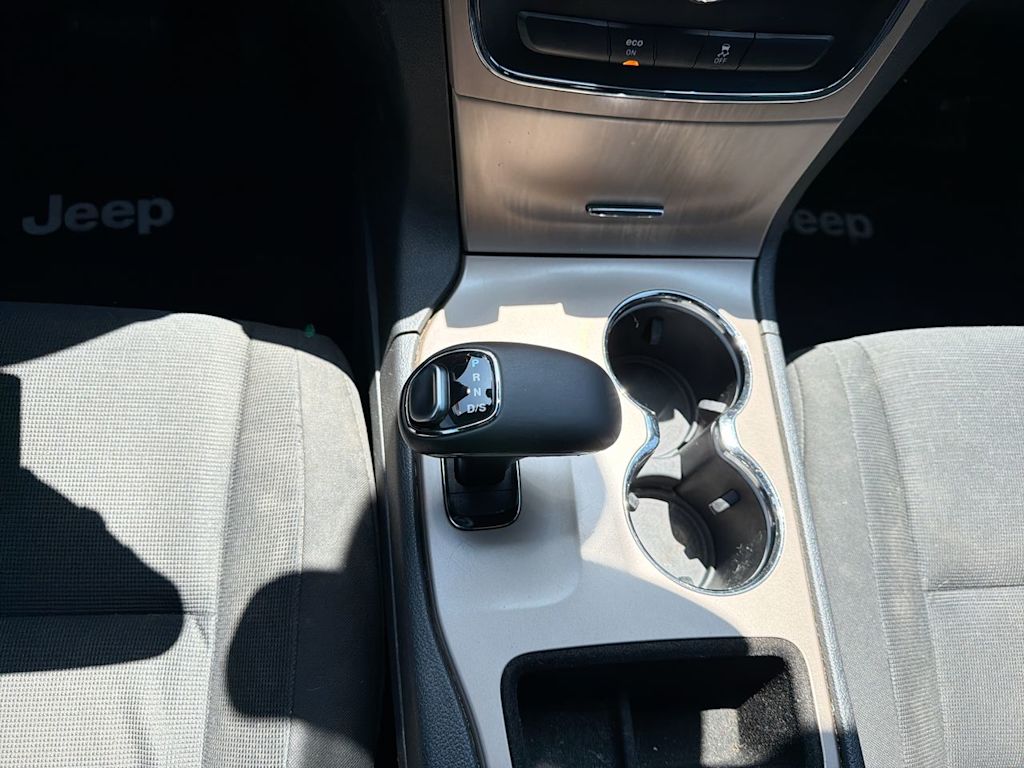 Thumbnail: 2014 Jeep Grand Cherokee - 14